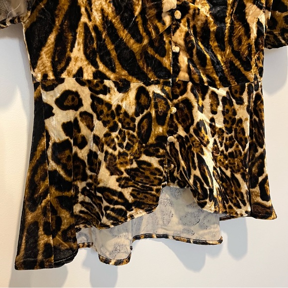 WAYF Velvet Leopard Puff Sleeve Top Size Medium - Picture 4 of 11